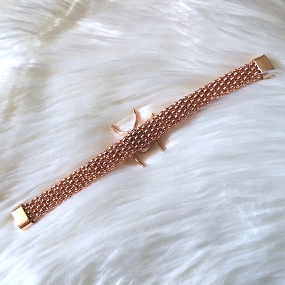 Spider Chainmail Metal Statement Bracelet Cuff - Picture 5 of 8